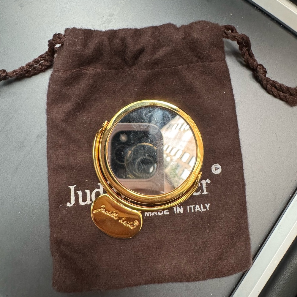 Judith Leiber Gold Comb with Brown Pouch - Picture 5 of 8